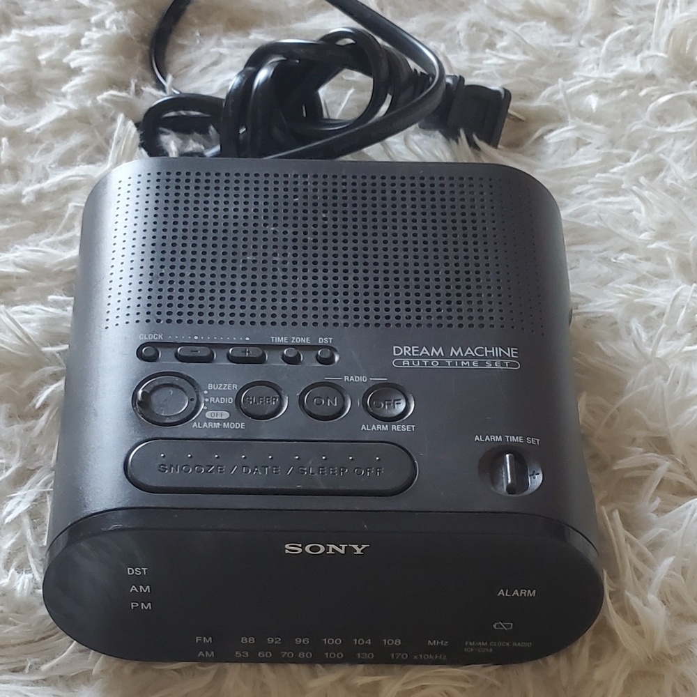 Sony Dream Machine Black Alarm Clock Radio, Tested & Works, Model No. ICF-C218